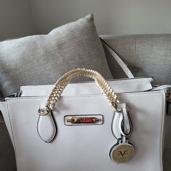 🔥Versace 1969🔥 white/Off white purse. Made in Italy. - Picture 2 of 15